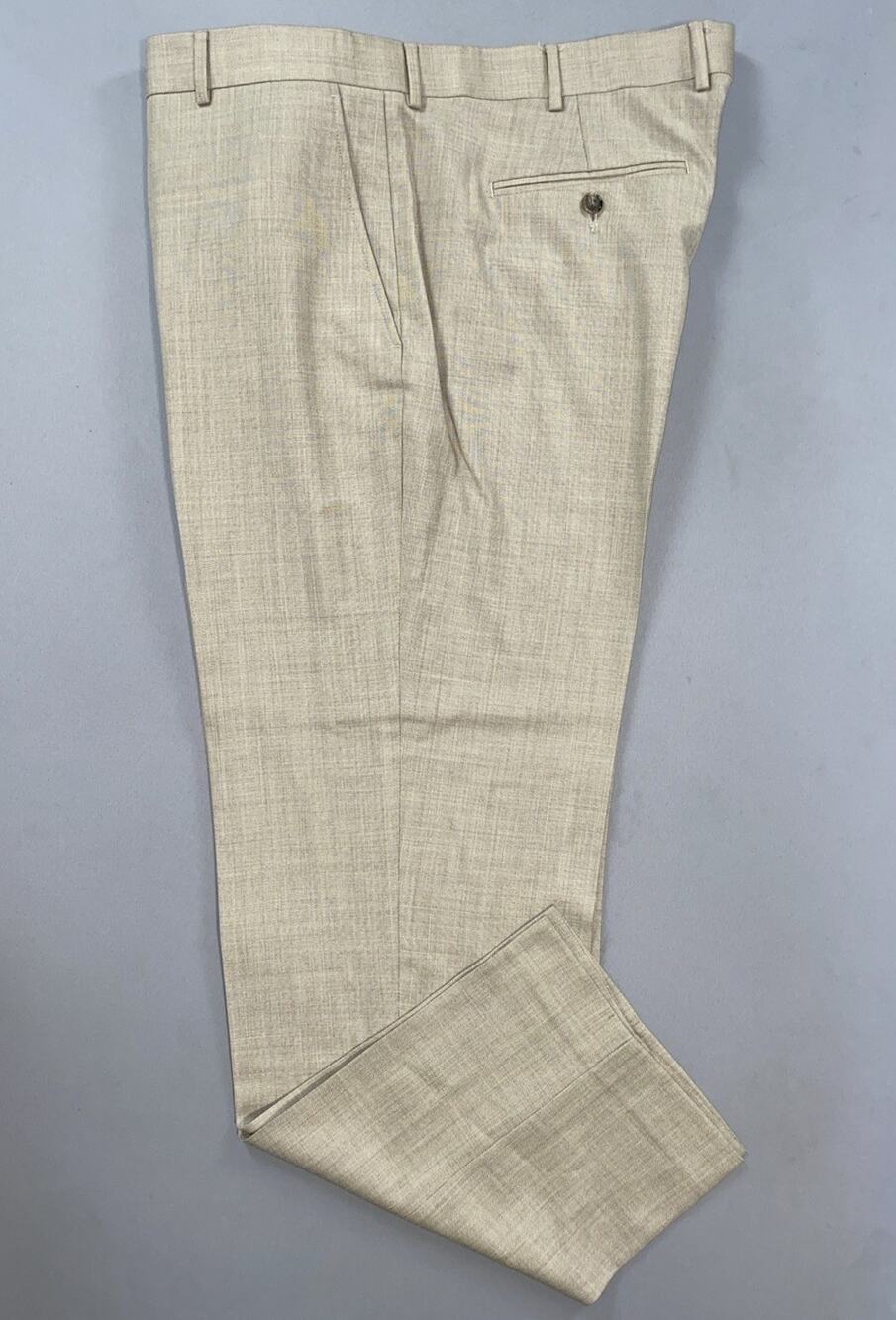 Stafford Classic Fit Flat Front Washable Poly-Wool Dress Pants. Men's 42X32, EUC